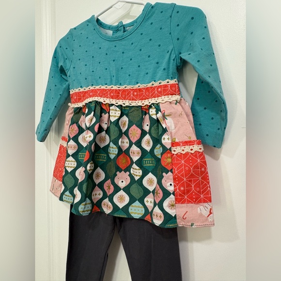 RicRac & Ruffles Holiday Set 12m - Picture 2 of 4